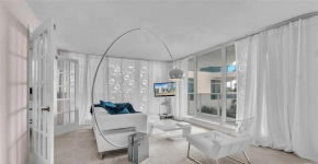 Elegant Oceanfront Retreat With Spacious Living
